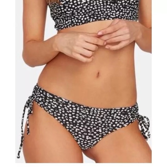 Volcom Black and White Ain’t Dot You Cheekin Bikini set sz Small - Picture 2 of 10